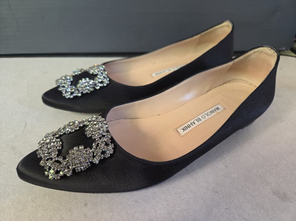 Manolo Blahnik Hangisi Jewel Buckle Flat Pumps Black Satin Women's 36 US8 w/Box